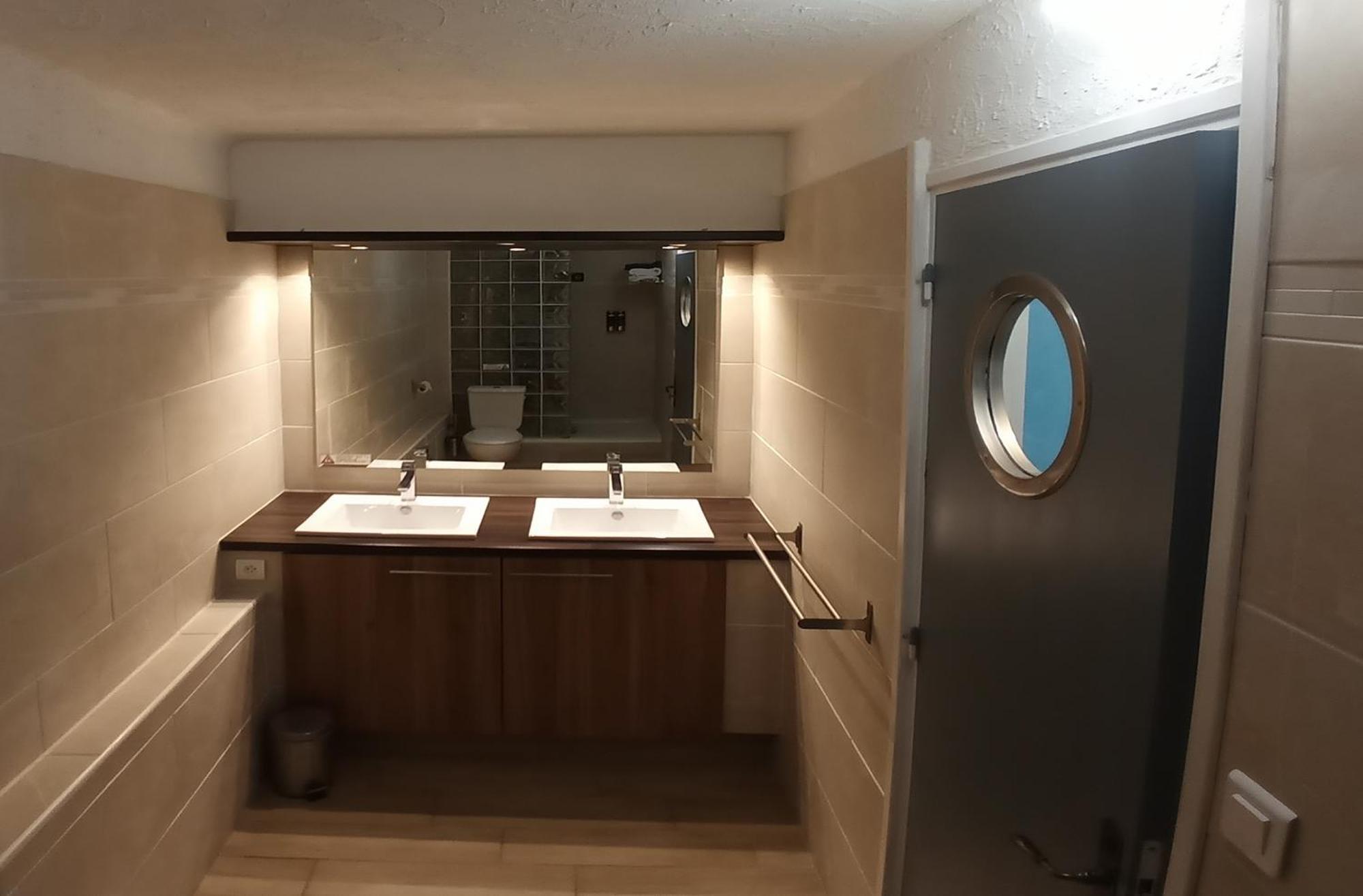 Sur Les Pas De Pagnol Bed & Breakfast Aubagne Phòng bức ảnh